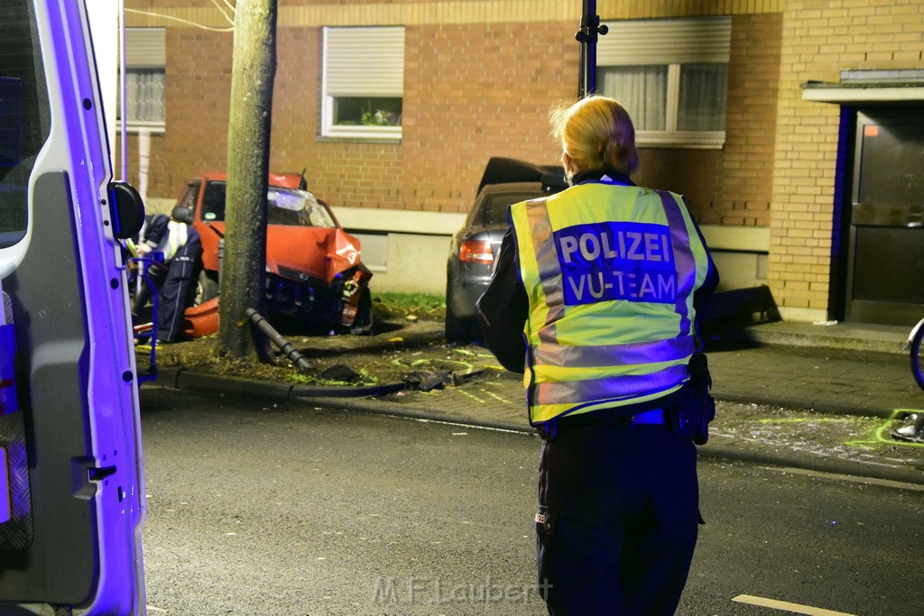 VU Koeln Porz Mitte Hauptstr P172.JPG - Miklos Laubert